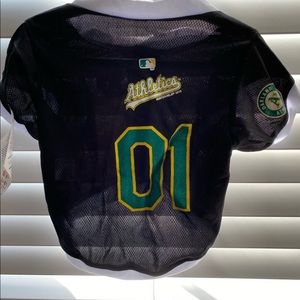 Hunter MLB Oakland Athletics Pet Shirt MEDIUM